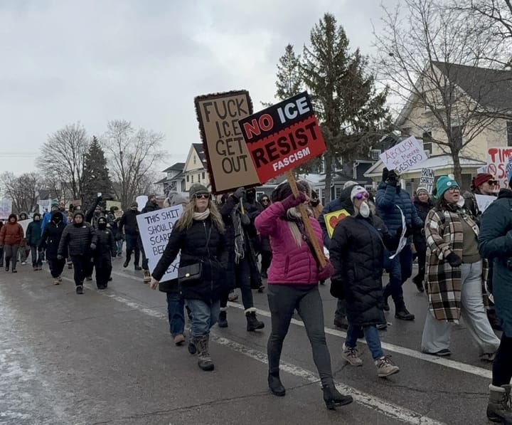 Free Download: ICE Front Door Safety Plan (English/Español)